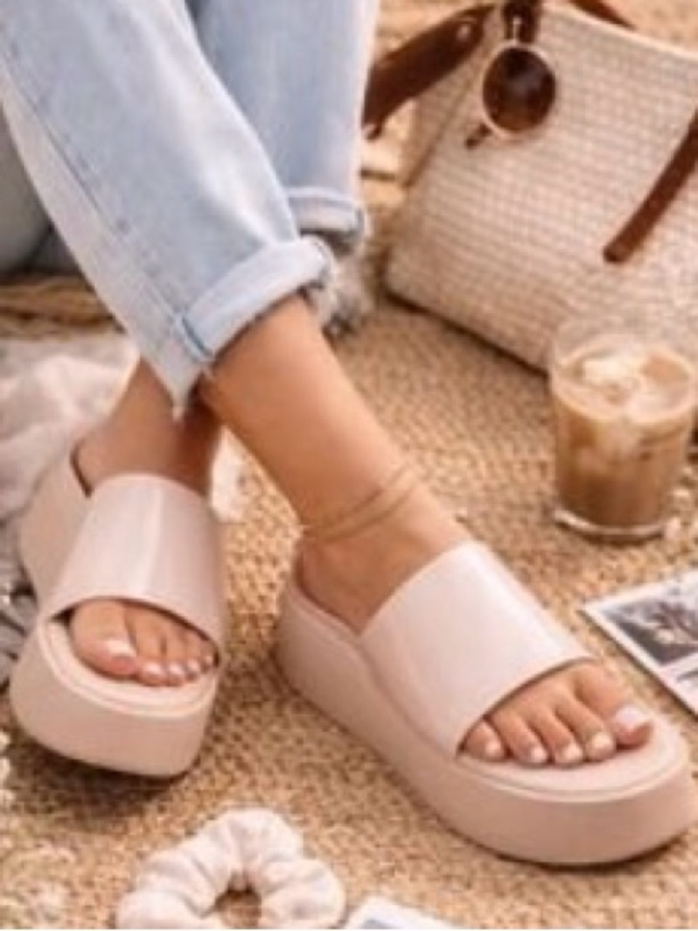 NIB Beach by Matisse Neutral platform Sandal 9